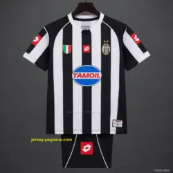 Retro Kids Juventus Black White Home Jersey