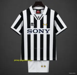 Retro Kids Juventus Home Jersey