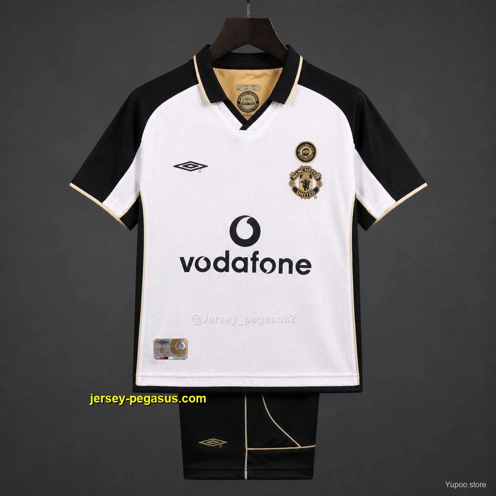 Retro Kids Manchester United Centenary White Reversible Jersey Retro Kids Manchester United Centenary White Reversible Jersey