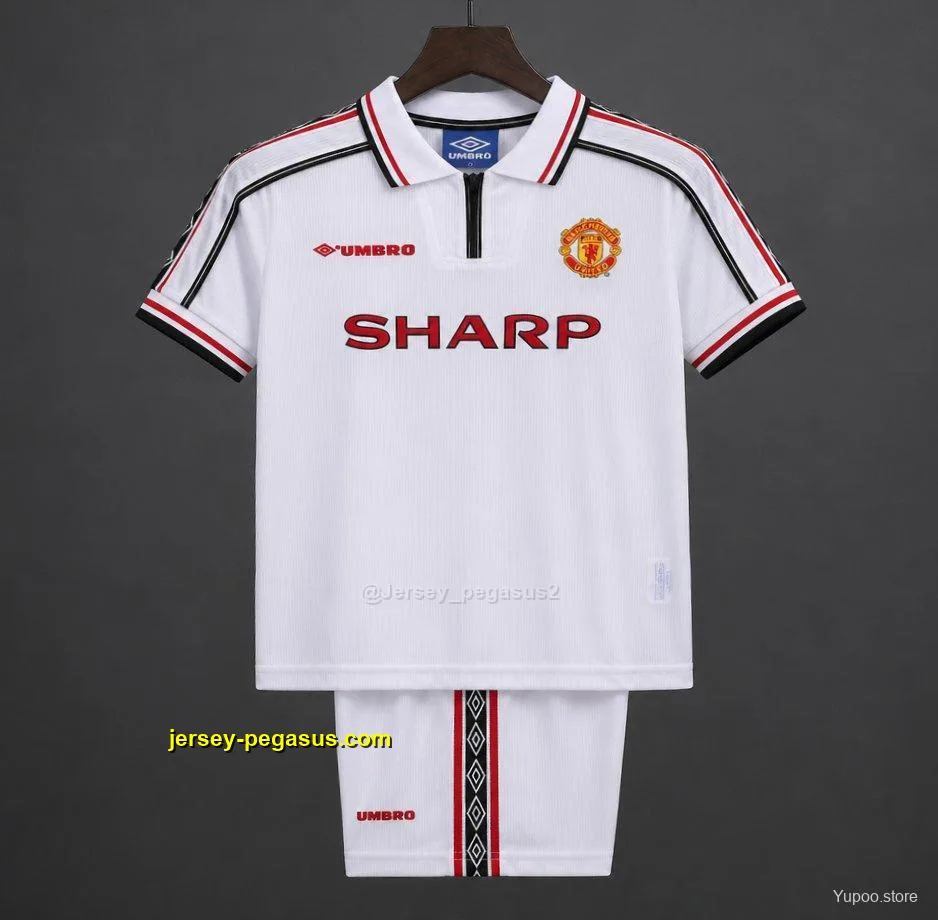 Retro Kids Manchester United White Commemorative Jersey Retro Kids Manchester United White Commemorative Jersey