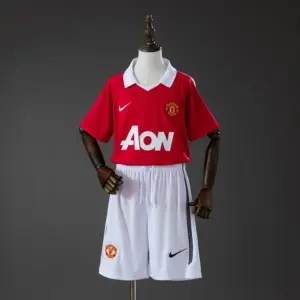 M-U Home Retro Kids Kit Jersey
