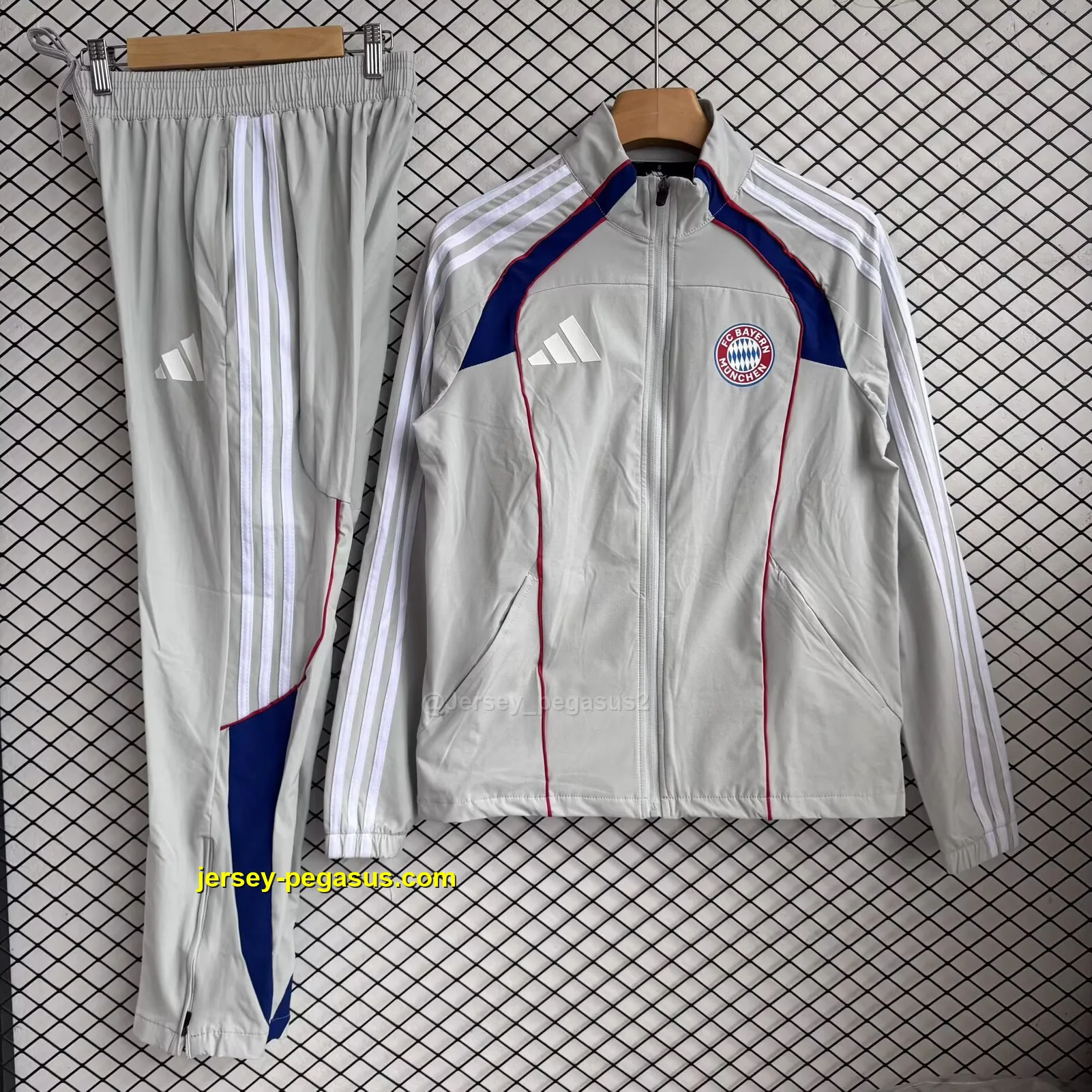 Bayern windbreaker jacket+pants Bayern windbreaker jacket+pants