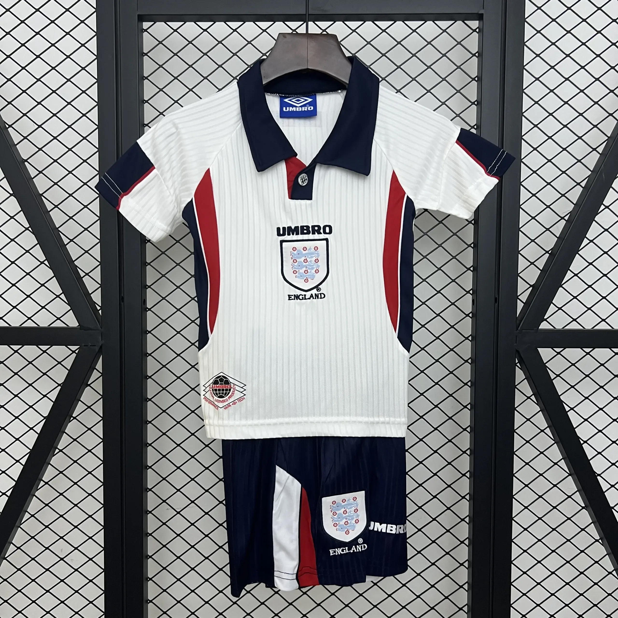 kids England 1998 home kids England 1998 home