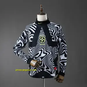 Brazil 2026 Goalkeeper Long-Sleeved Jersey