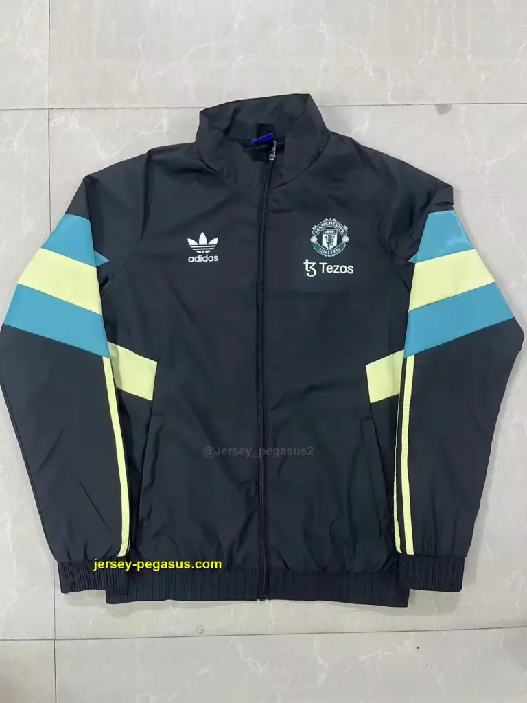 Man U black windbreaker jacket