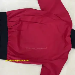 Man U retro red windbreaker jacket
