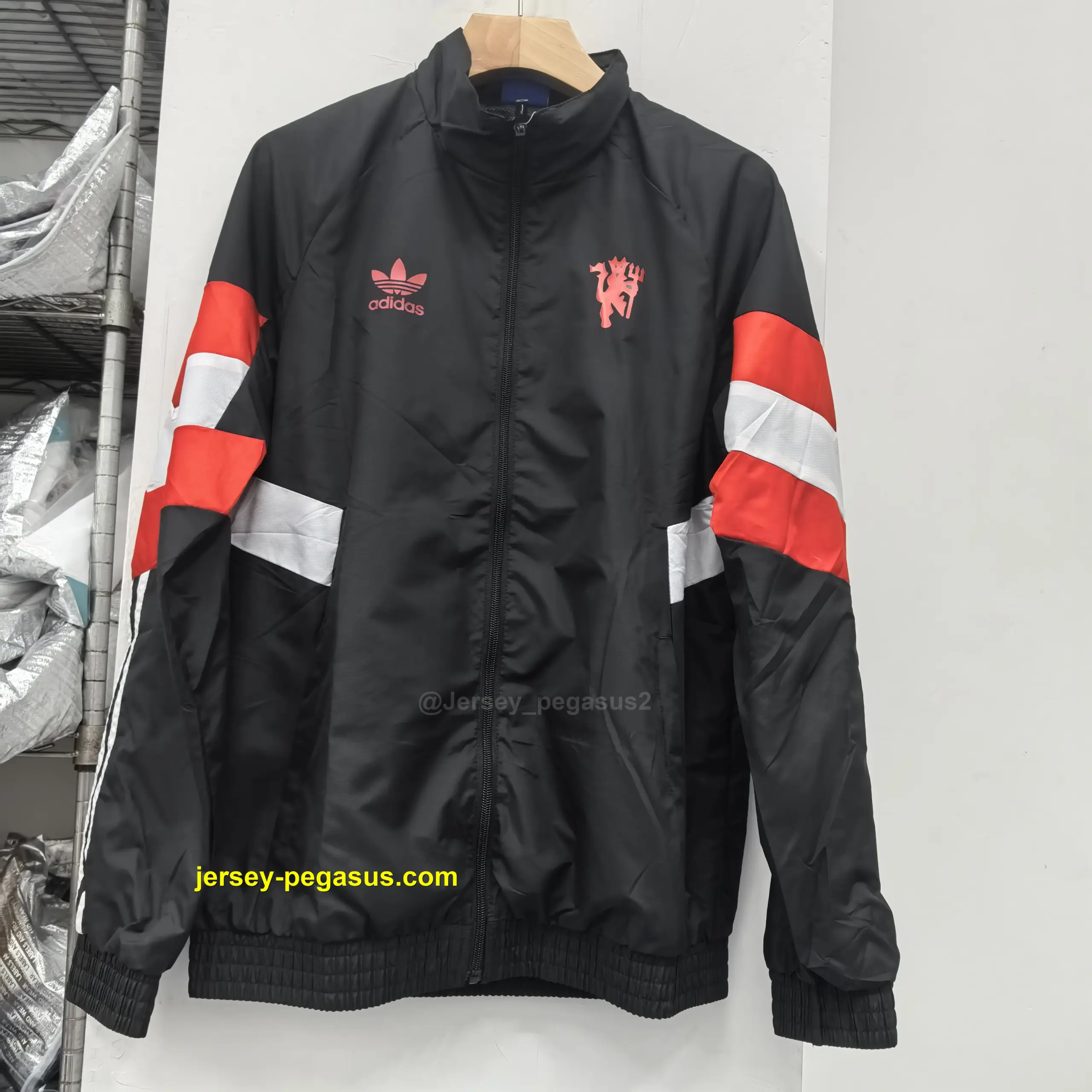 Man U windbreaker jacket Man U windbreaker jacket