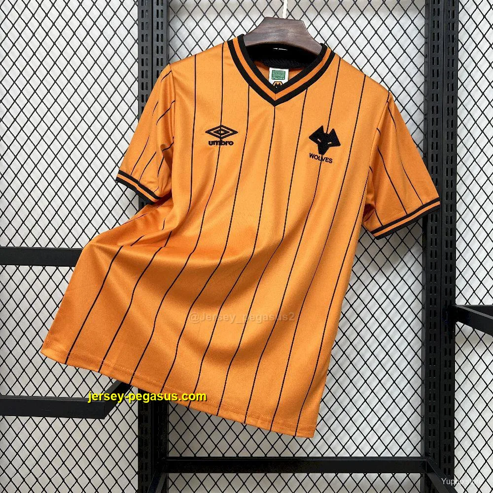 19 Retro Wolverhampton Wanderers Home Jersey 19 Retro Wolverhampton Wanderers Home Jersey