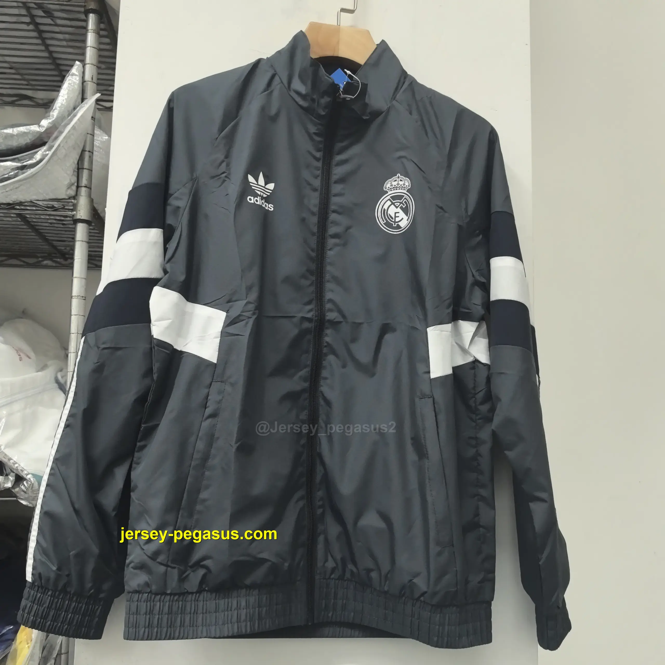 Real Madrid grey windbreaker jacket Real Madrid grey windbreaker jacket