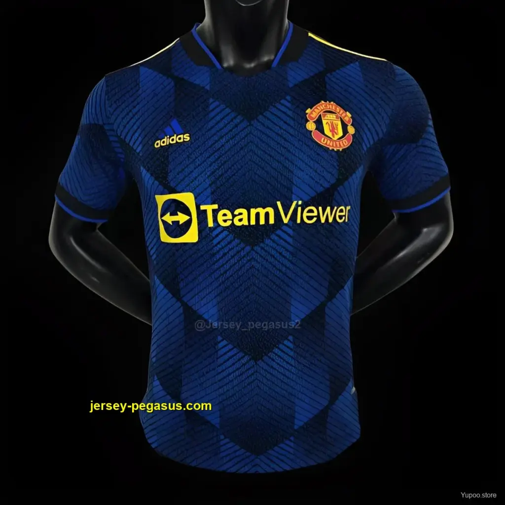 Player Version Retro Manchester United Third Jersey