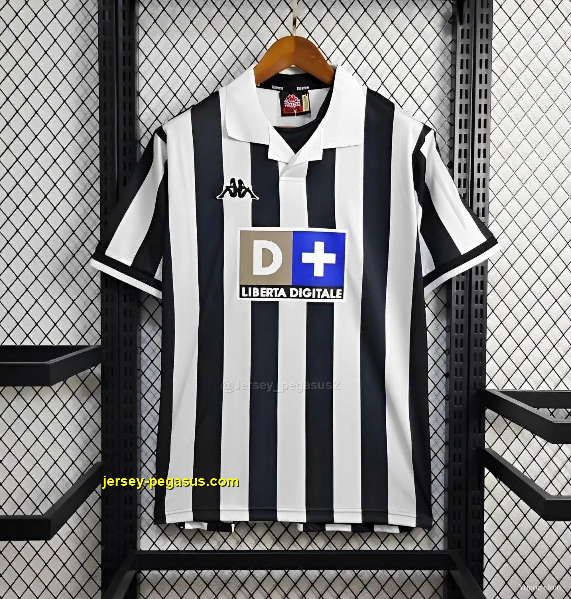 Retro 19 Juventus Home Jersey Retro 19 Juventus Home Jersey