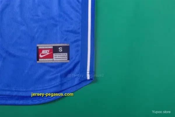 Retro 1998 Italy Home Soccer Jersey