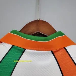 Retro Ireland away Soccer Jersey