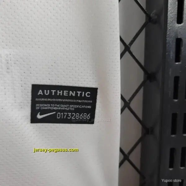 Retro Juventus Away Jersey