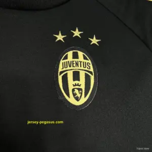 Retro Juventus Third Black Jersey