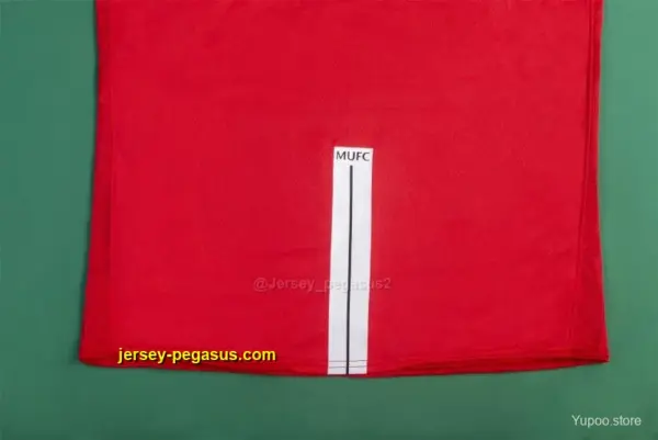 Retro Manchester United Home Soccer Jersey