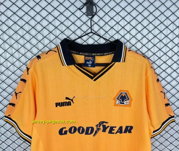 Retro Wolverhampton Wanderers Home Jersey