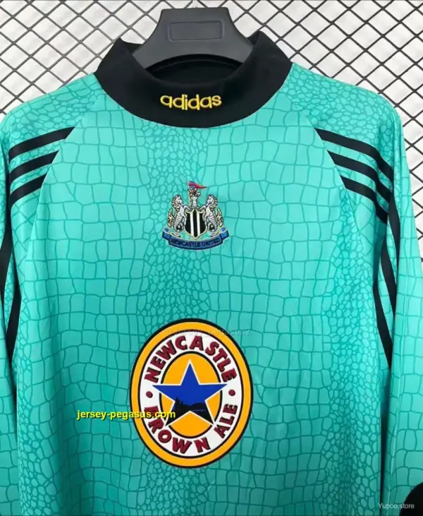 Retro Newcastle United Green Goalkeeper Long Sleeve Jersey