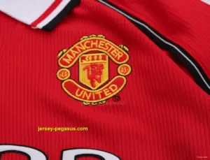 Retro Kids Manchester United Red Home Long Sleeve Jersey