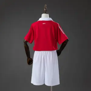 M-U Home Retro Kids Kit Jersey