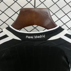 kids Real Madrid away
