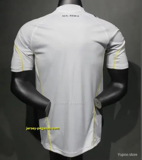 Player Version Retro Real Madrid Home Jersey