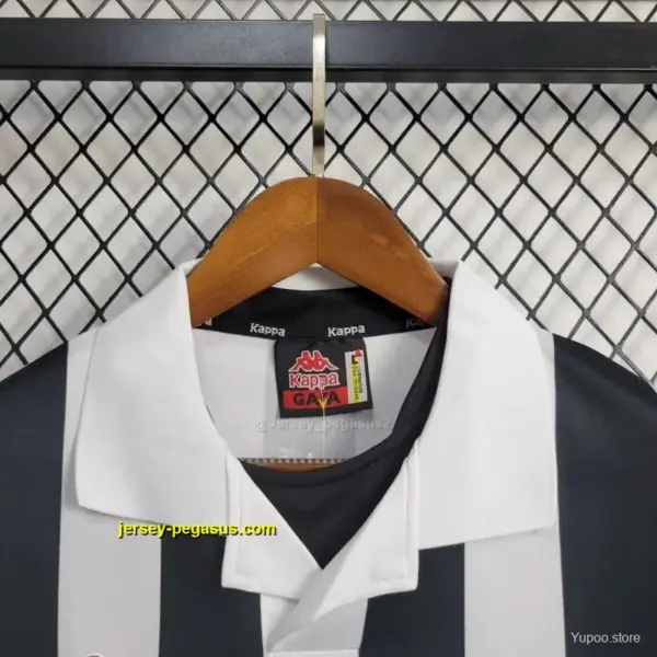 Retro 19 Juventus Home Jersey