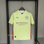 Manchester City goalkeeper fluorescent green