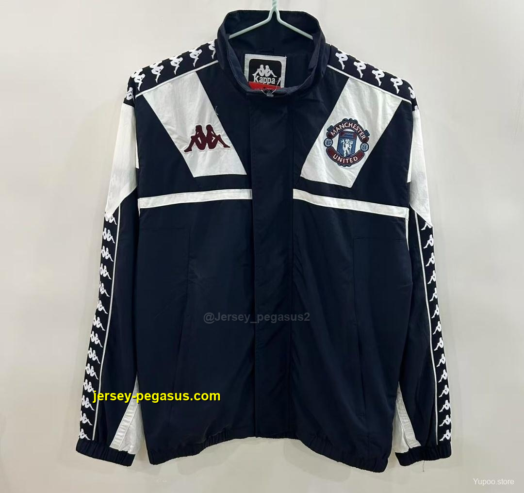 Manchester United 1967 Style BlackWhite Windbreaker Manchester United 1967 Style BlackWhite Windbreaker