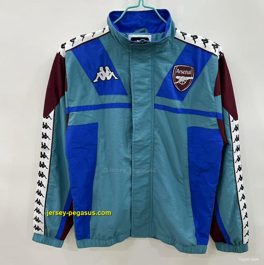 Manchester United 1967 Style Blue Windbreaker Manchester United 1967 Style Blue Windbreaker