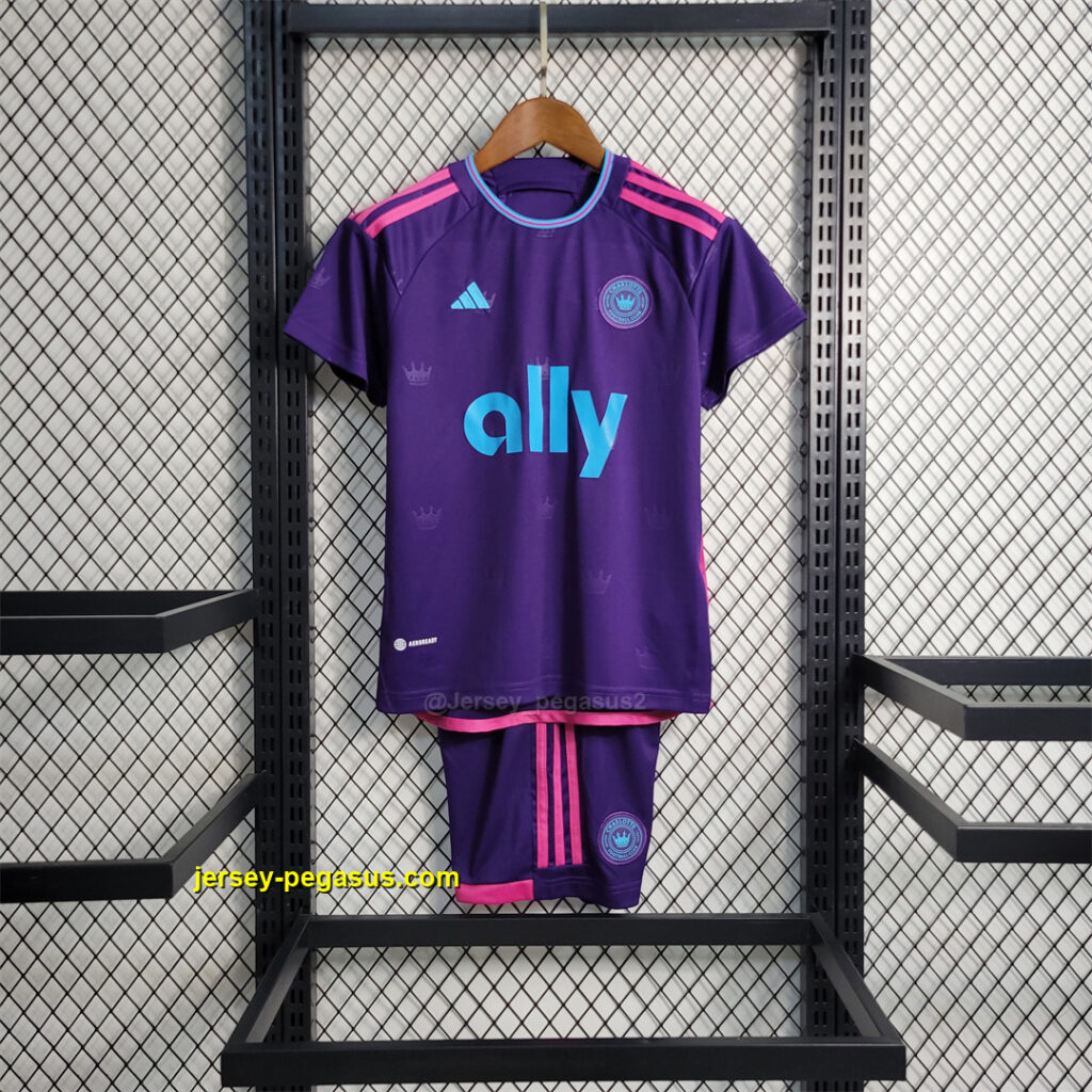 Charlotte away kids kit