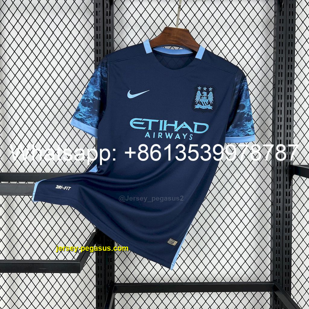 Manchester City 2015-16 Away Retro Jersey Manchester City 2015-16 Away Retro Jersey
