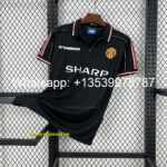 Manchester United 1998-99 Away Retro Jersey