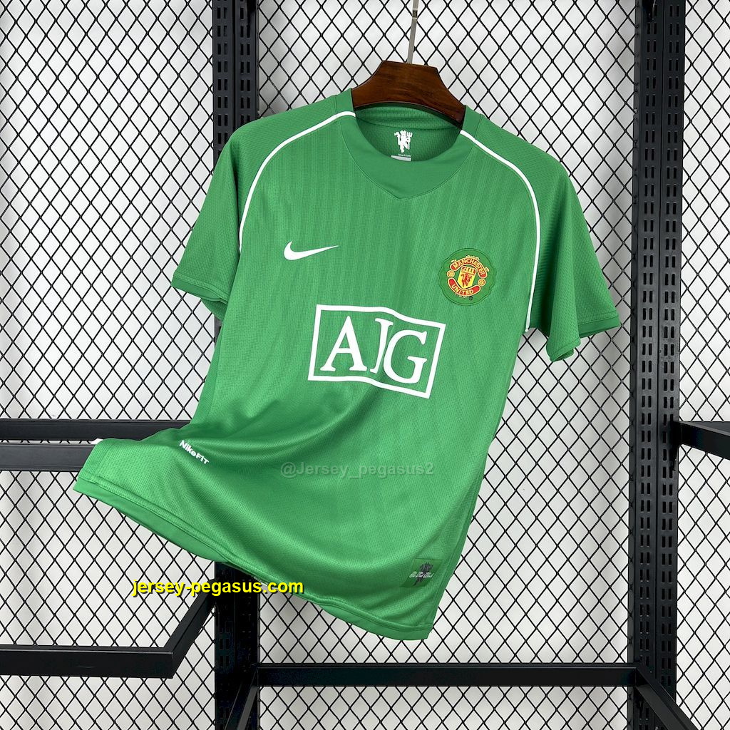 Manchester United 2007-08 Green Goalkeeper Retro Jersey