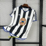 Newcastle United 1999-00 Home Retro Jersey