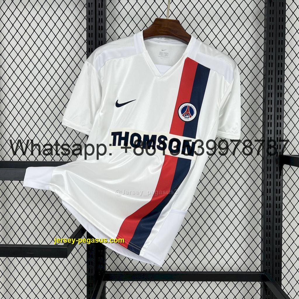 Paris Saint-Germain 2002-03 Away Retro Jersey Paris Saint-Germain 2002-03 Away Retro Jersey