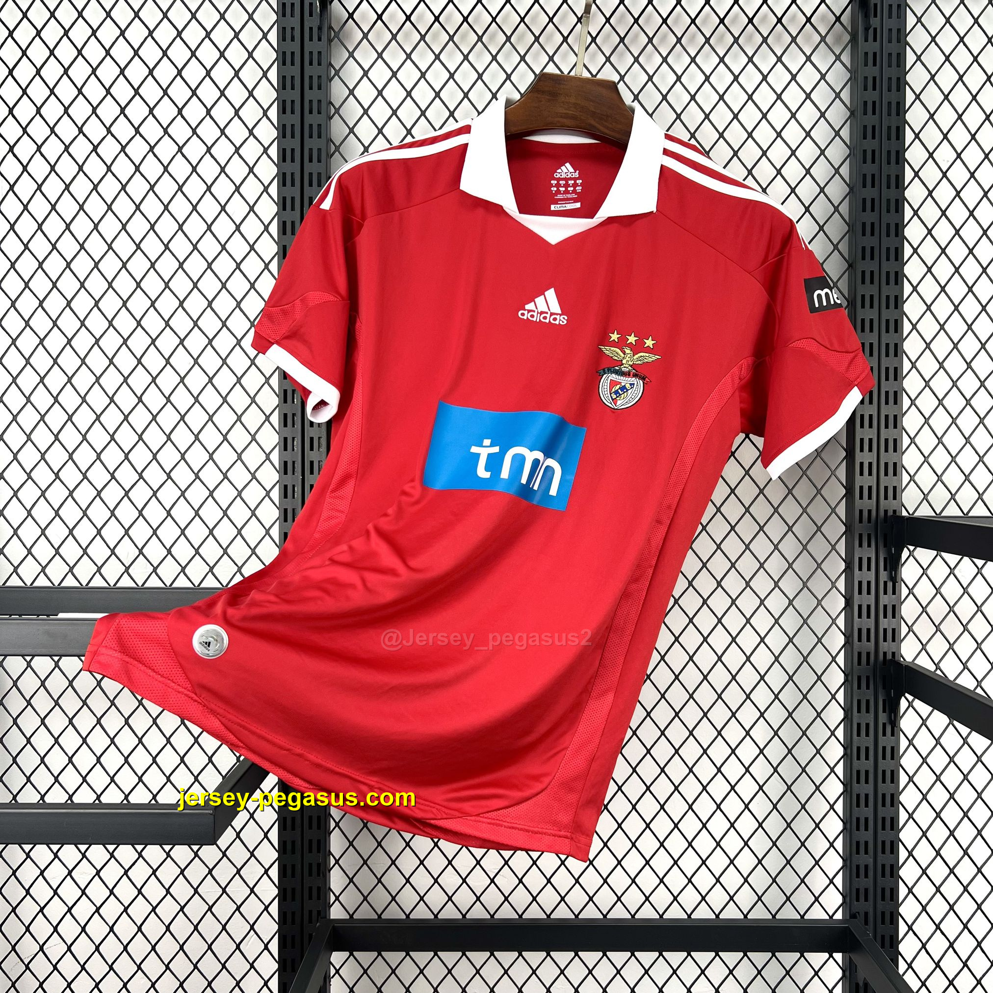 Retro Benfica 2009-10 Home Jersey Retro Benfica 2009-10 Home Jersey