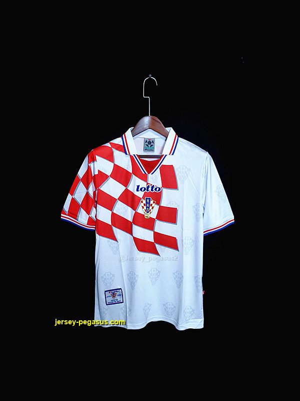 Retro Croatia home 1998 Retro Croatia home 1998