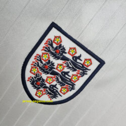 Retro England home
