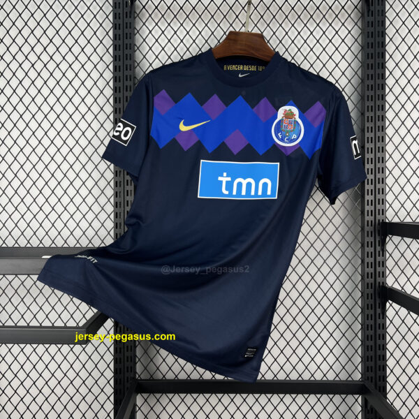 Retro FC Porto 2011-12 Away Jersey