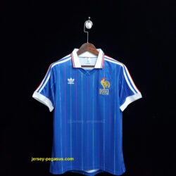 Retro France 1982 home