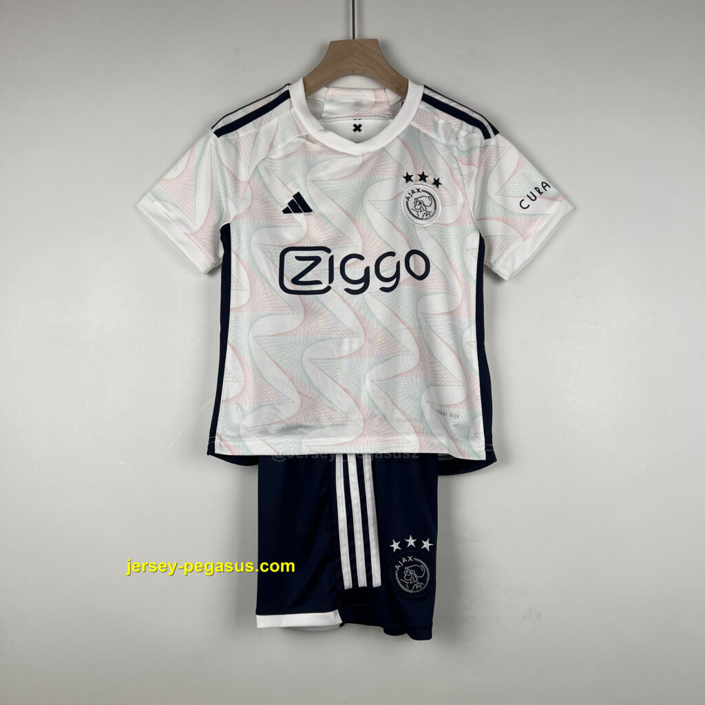 Kids Ajax away