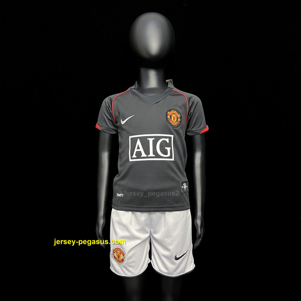 Retro M-u Away Champions League kids