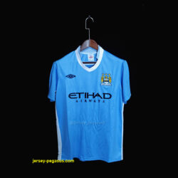 Retro Manchester City home