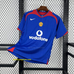 Retro Manchester United 2005-06 Away Jersey