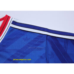 Retro Manchester United Third Away