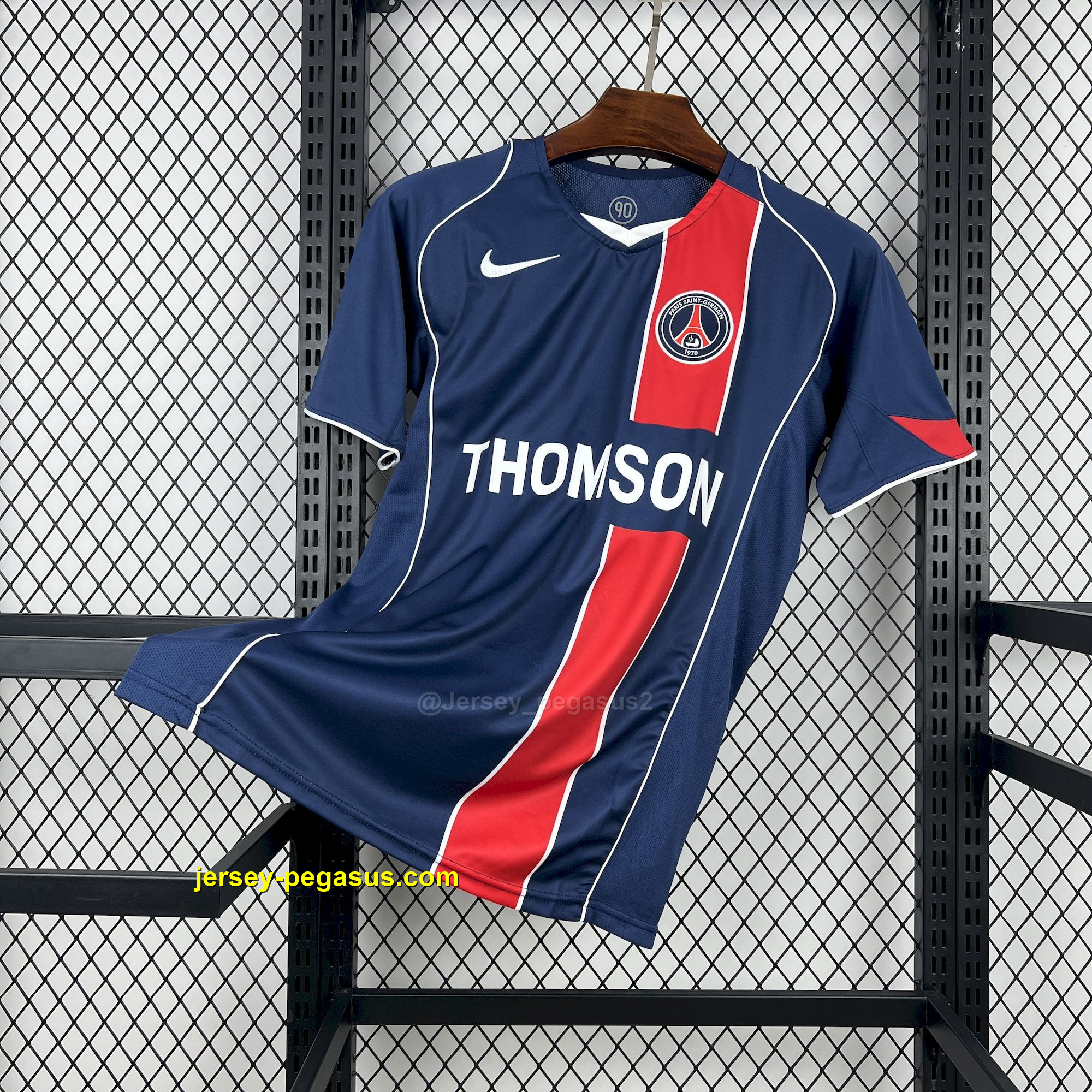 Retro Paris Saint-Germain 2004-05 Home Jersey Retro Paris Saint-Germain 2004-05 Home Jersey