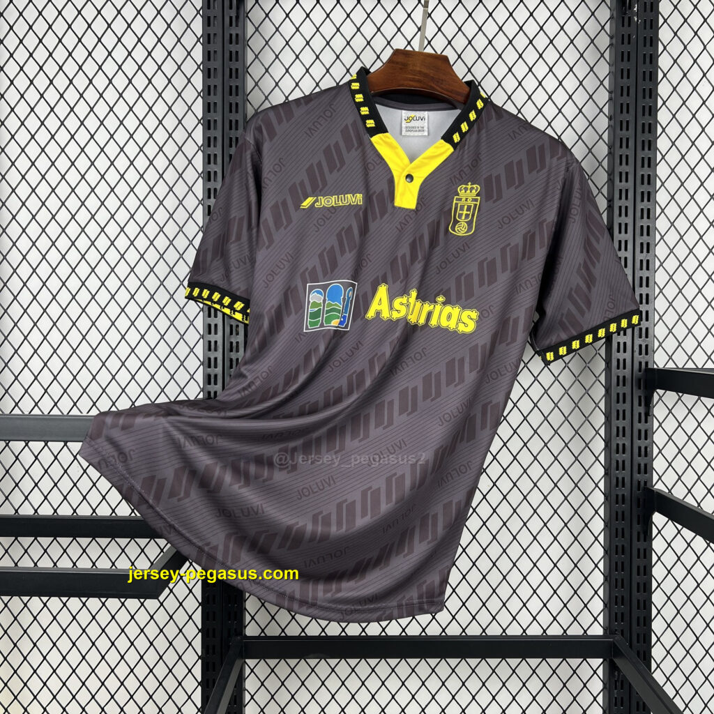 Retro Real Oviedo 1982-84 Home Jersey