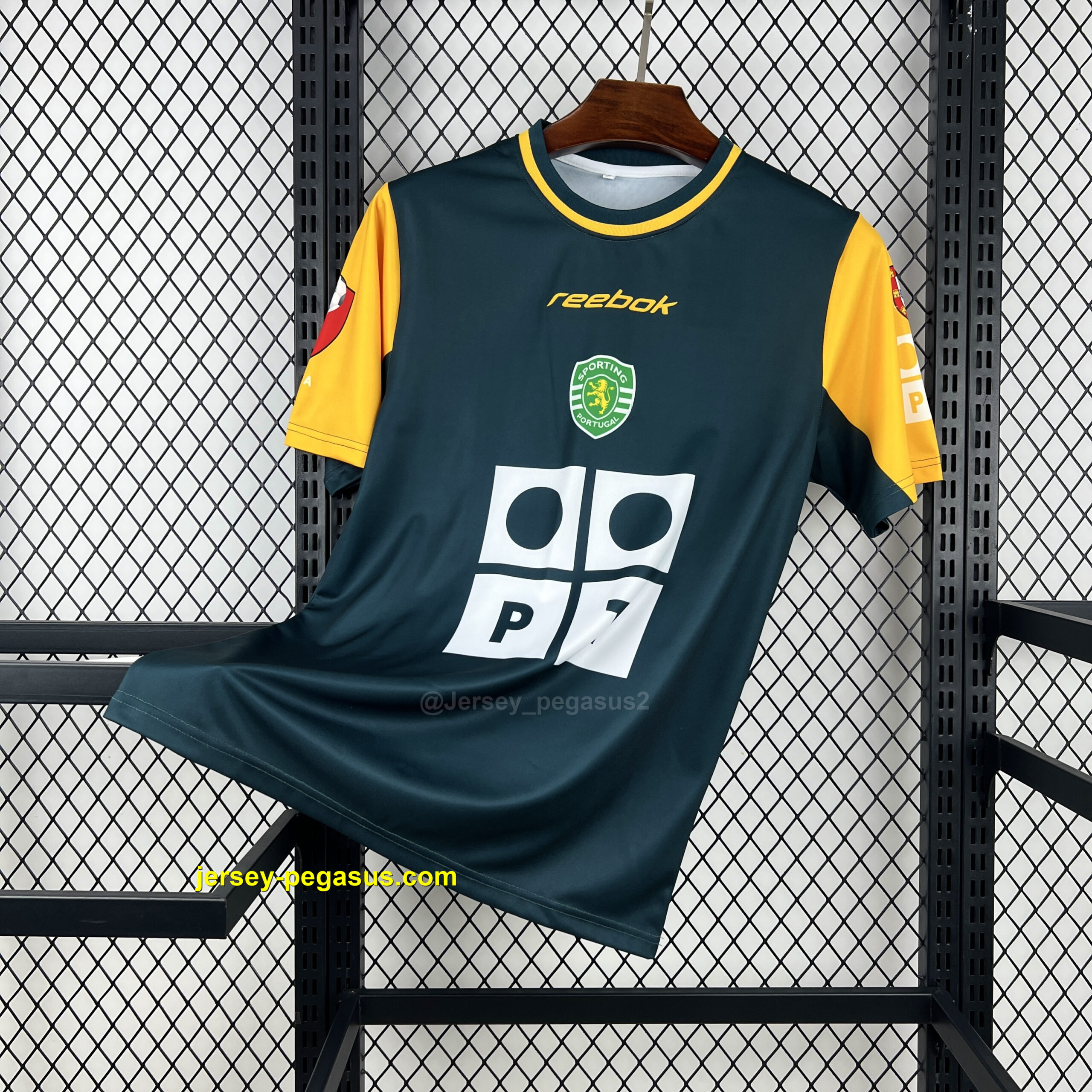 Retro Sporting CP 2002-03 Away Jersey Retro Sporting CP 2002-03 Away Jersey