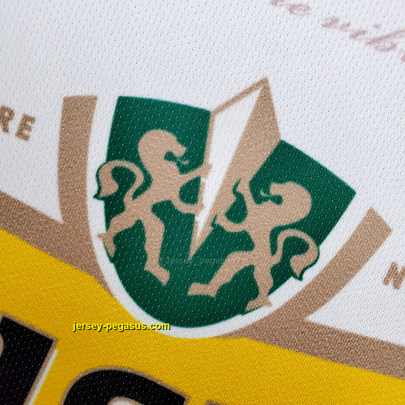 Retro colo colo 2011 home